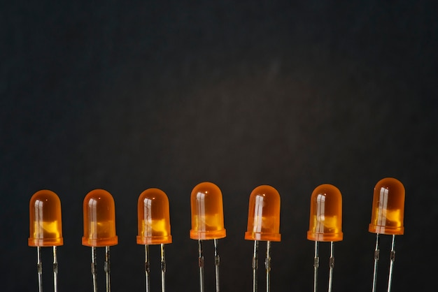 DIP-LED vs. SMD-LED